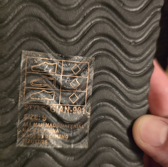 Size 9 Yoki Womens Brown Studded Slip In Slide Style Sandals worn Once - Picture 5 of 5